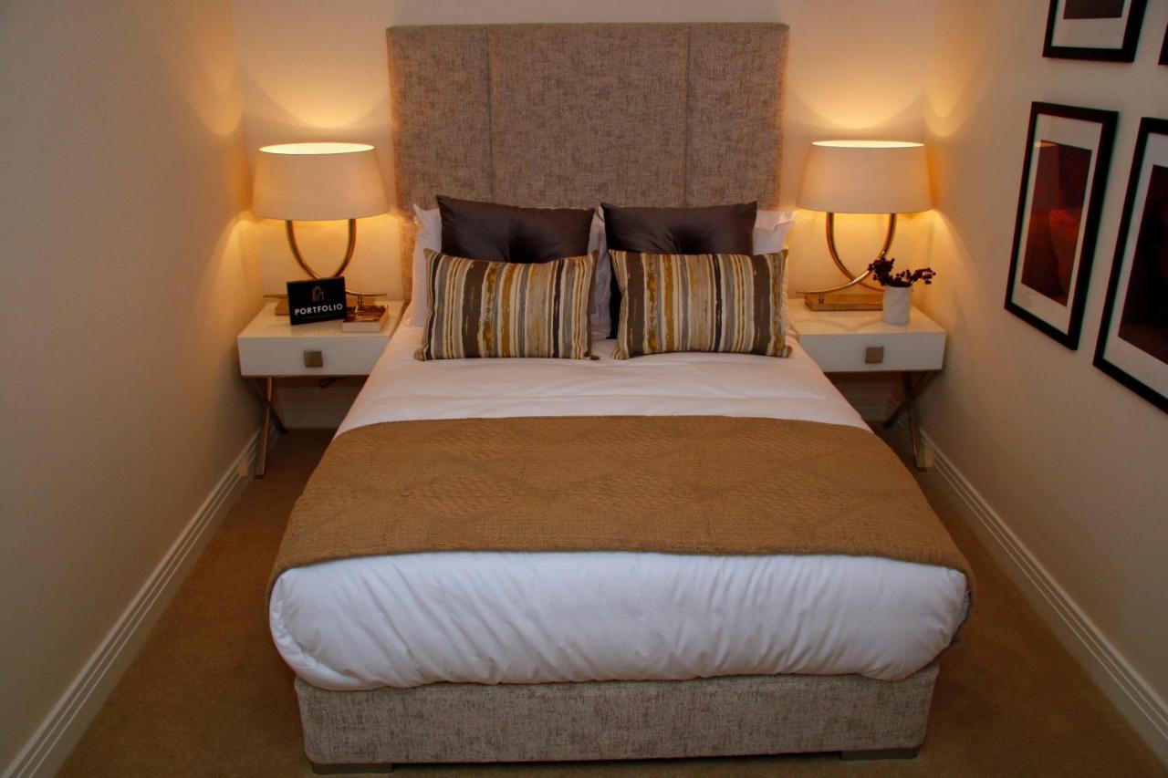 Portfolio - Town Centre Apartment *