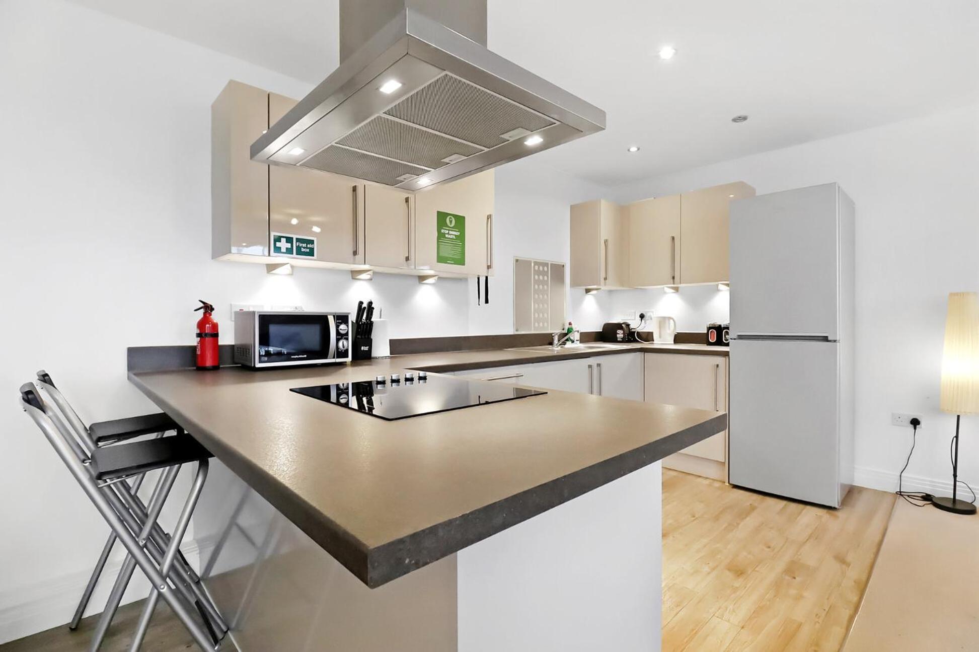 Portfolio - Town Centre Apartment *
